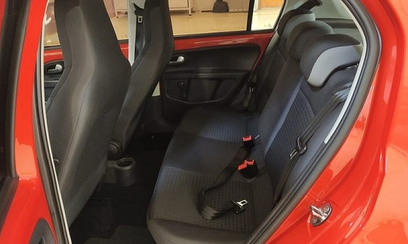 Volkswagen Cross Up ...