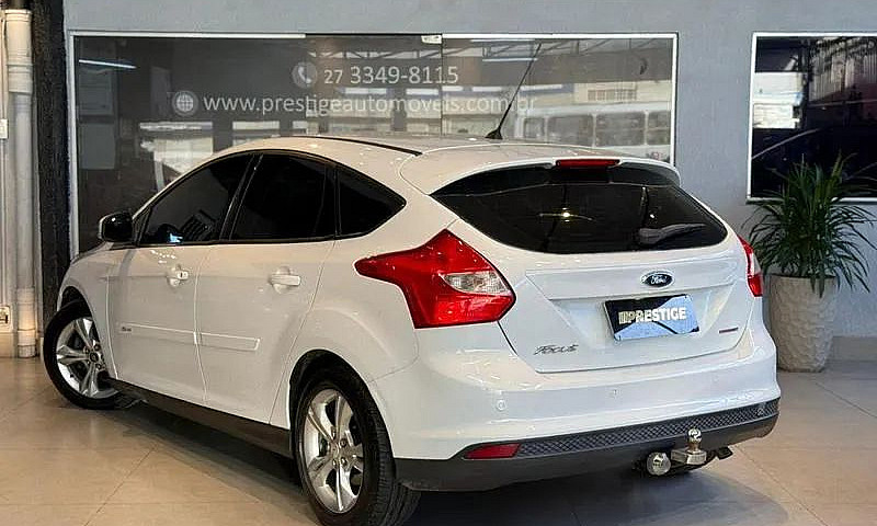 Ford Focus 1.6 S/1.6...