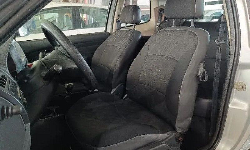 Fiat Strada Working ...