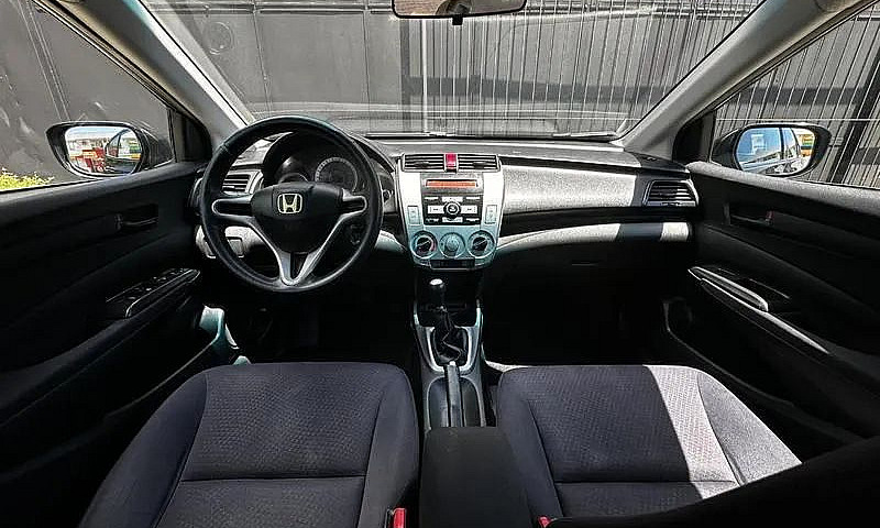 Honda City Lx Flex 2...