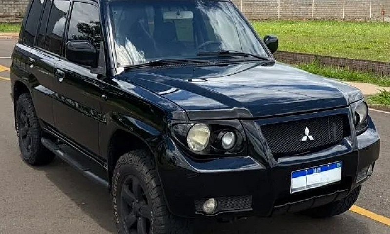 Mitsubishi Pajero Tr...