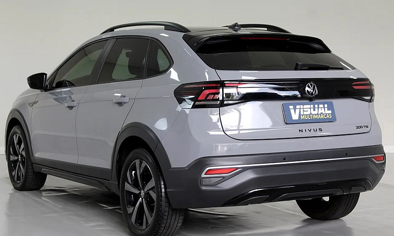 Volkswagen Nivus Hig...