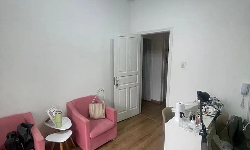 Sala Dentro De Um Sa...