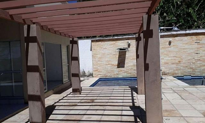 Alugo Apartamento Pr...