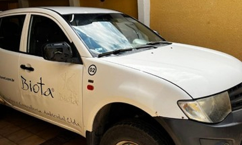 Mitsubishi Triton 20...