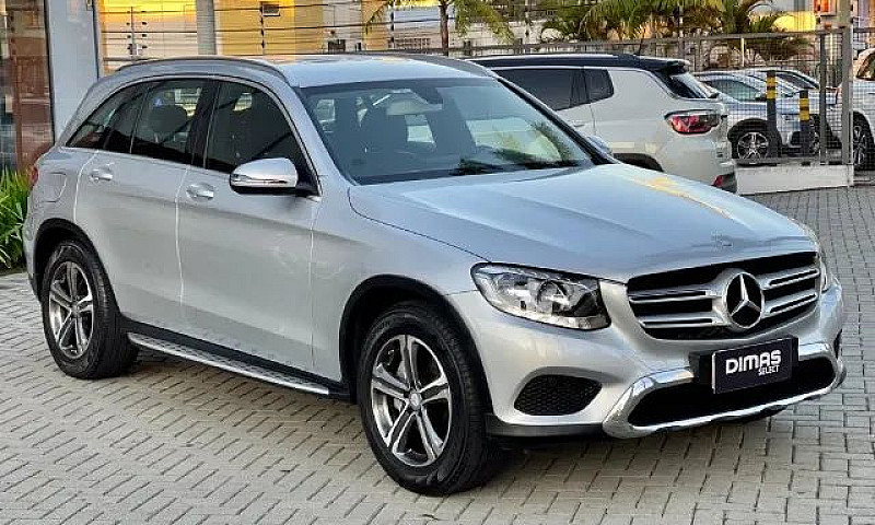 Mercedes-Benz Glc250...