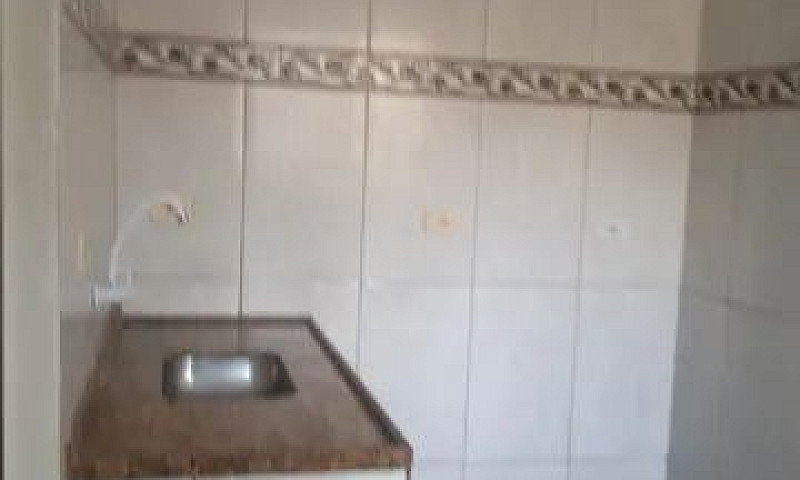 Alugo Casa. Saracuru...