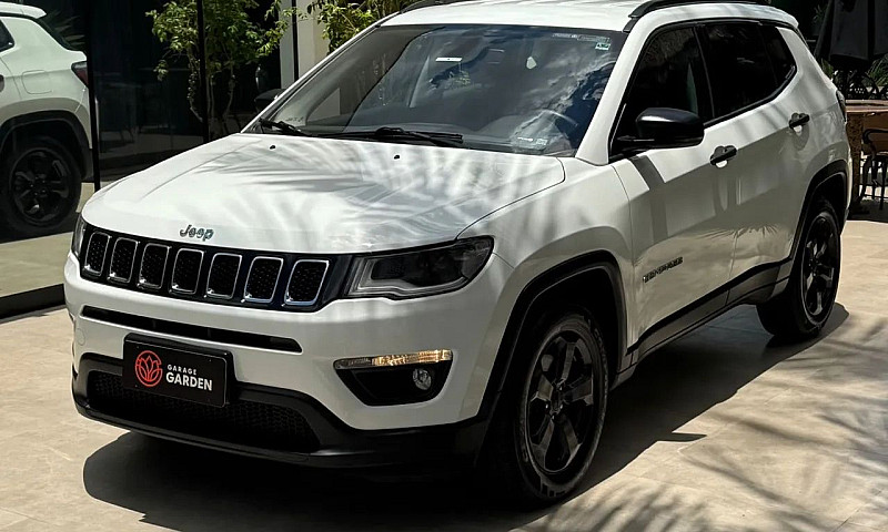 Jeep Compass Sport 2...