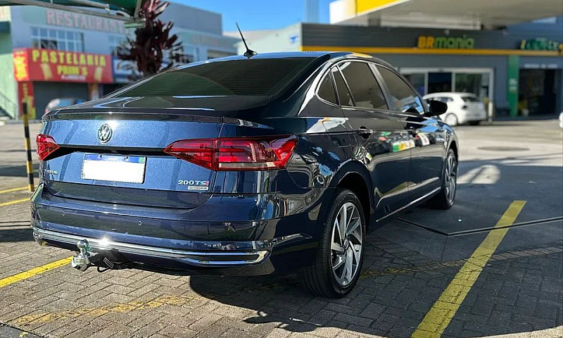 Volkswagen Virtus Hi...