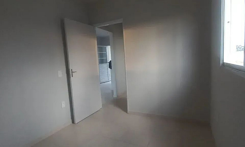 Casa Com 2 Dormitóri...