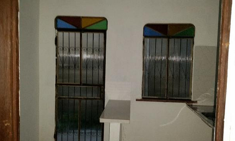 Aluga-Se Apartamento...