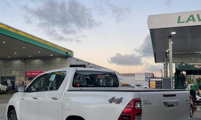 Hilux Srx Diesel 4X4...