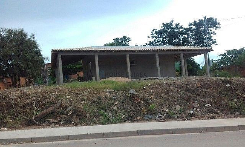 Casa Com Excelente L...