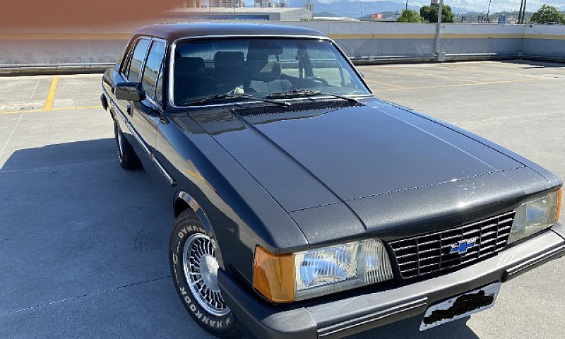 Opala Comodoro 1990 ...