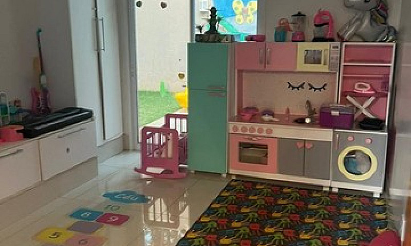 Sobrado De Luxo No A...
