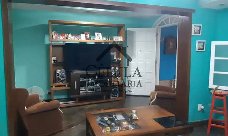 Casa Em Condomínio-À...