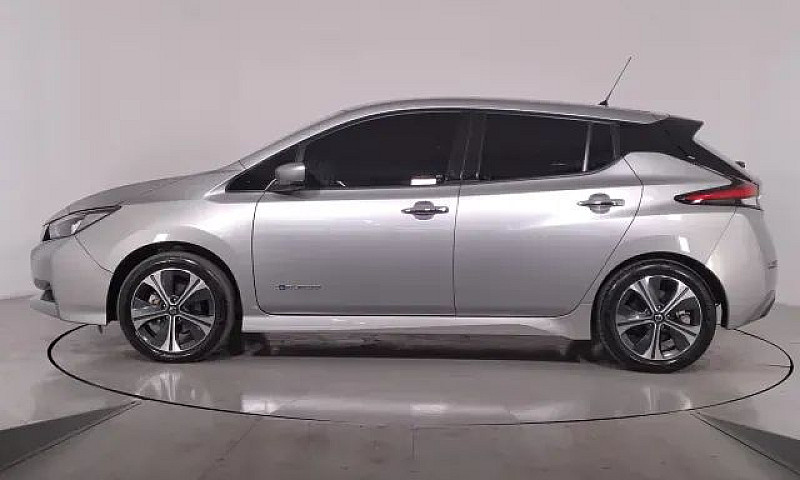 Nissan Leaf 40 Kwh T...