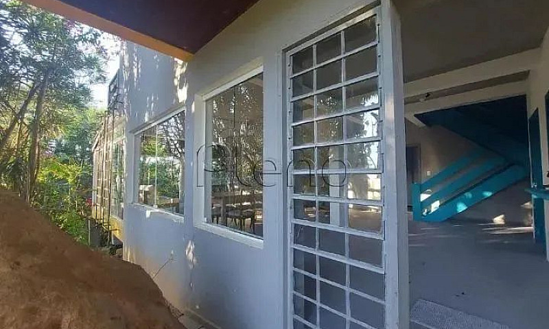 Casa À Venda Com 3 Q...