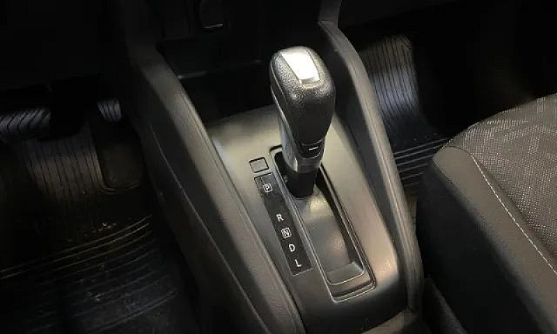 Nissan Kicks Sense 1...