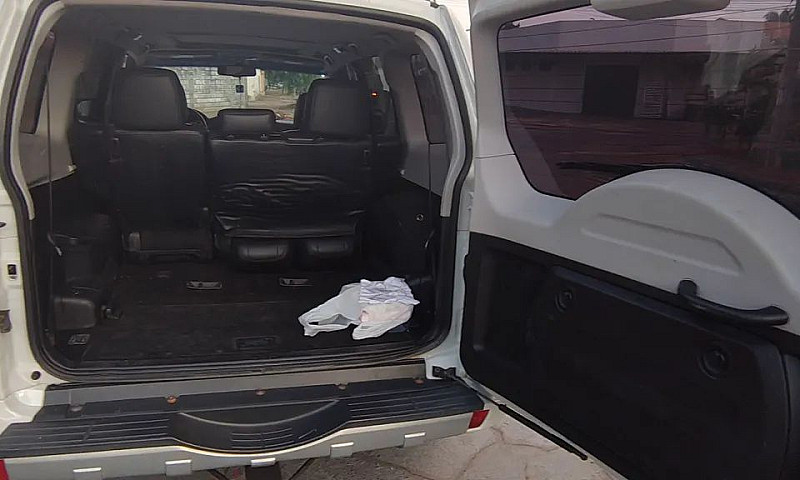 Pajero Full 2012...