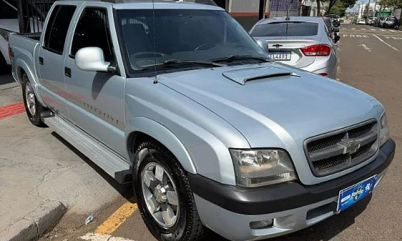 Chevrolet S10 Pick-U...