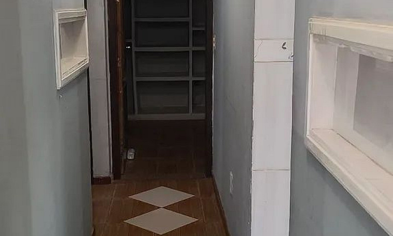 Alugo Casa 3 Quartos...