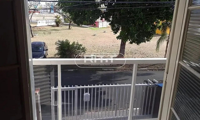 Casa À Venda 2 Quart...