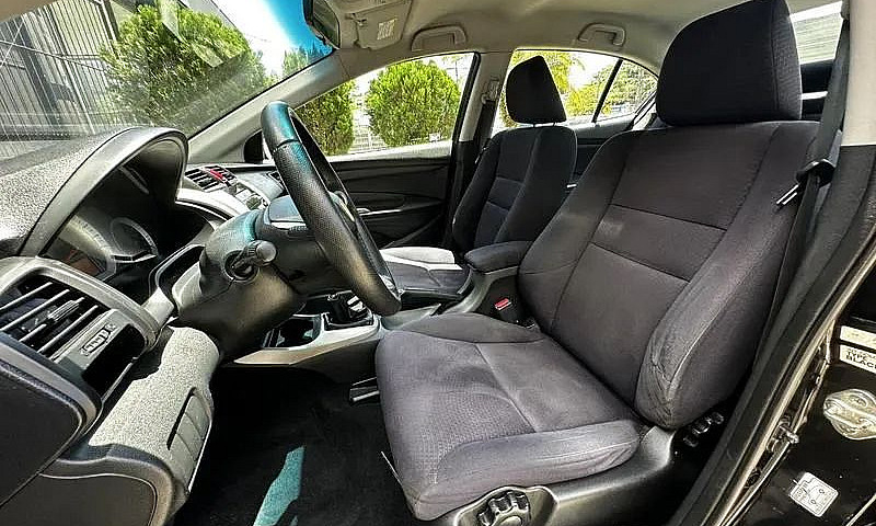 Honda City Lx Flex 2...
