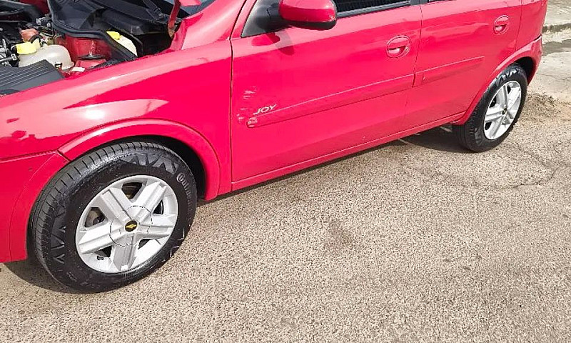 Chevrolet Corsa Hat....