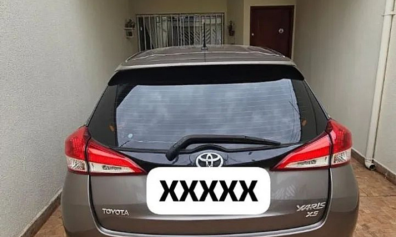 Toyota Yaris Xs 1.5 ...