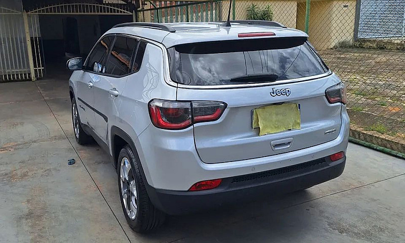 Jeep Compass Longitu...