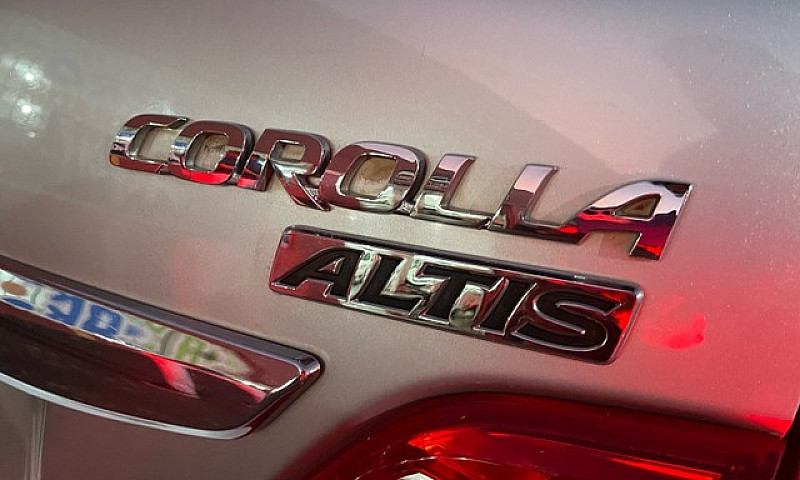 Corolla Altis Aut 13...