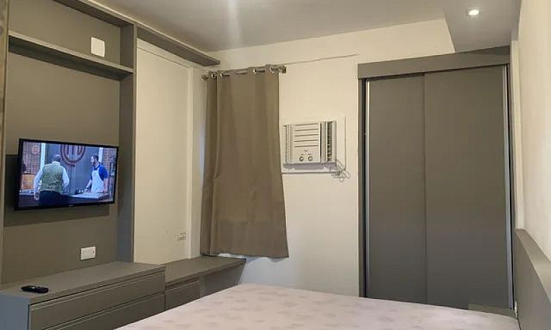 Studio Mobiliado A 1...