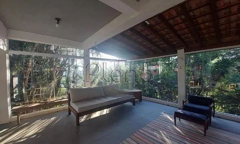 Casa À Venda Com 3 Q...