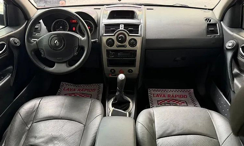 Renault Megane Grand...