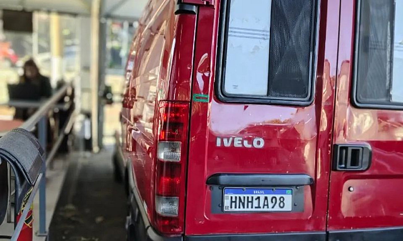 Iveco Daily Furgão D...