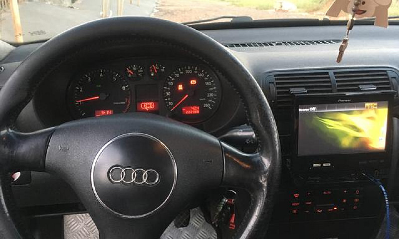 Vendo Audi A3 1.6...