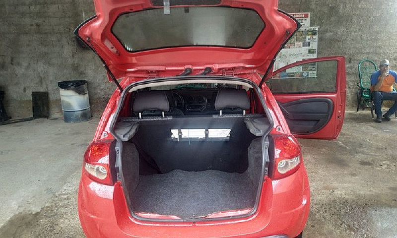 Ford Ka 2013...