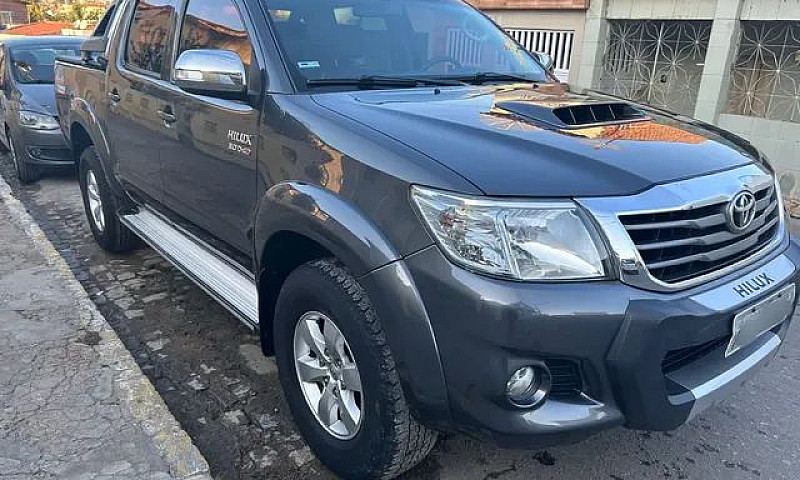 Hilux 2015 Srv 82Mil...