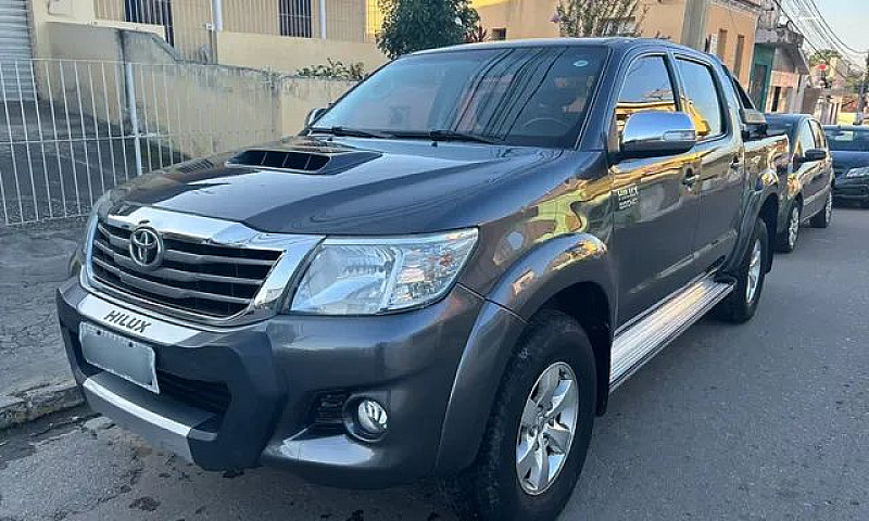 Hilux 2015 Srv 82Mil...