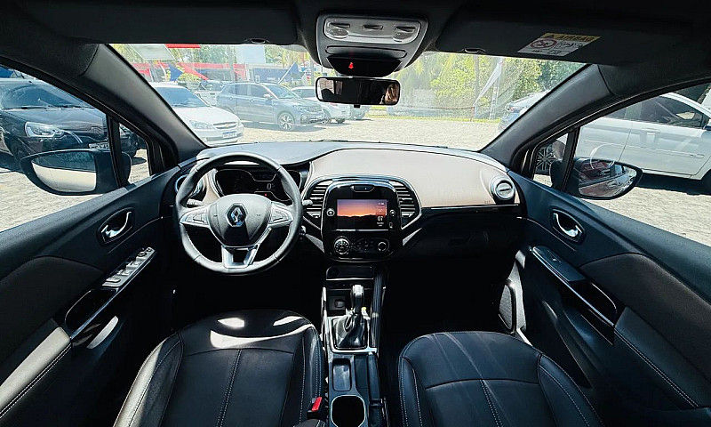 Captur Iconic 2022  ...