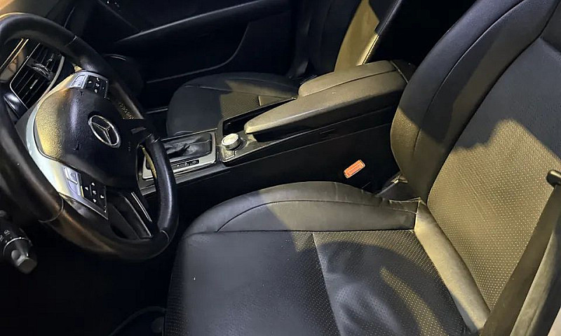 Mercedes-Benz C-180 ...