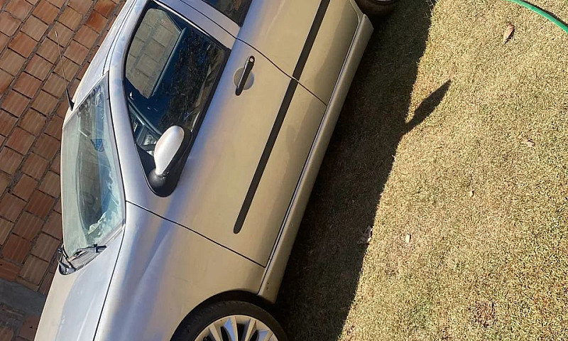 Fiat Palio 1.0 Econo...