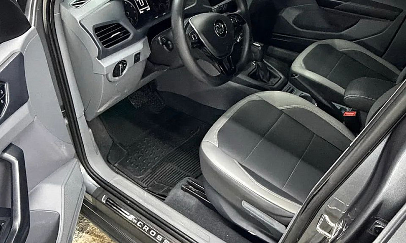 Volkswagen T-Cross 1...