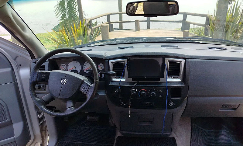 Dodge Ram 2500 Tropi...