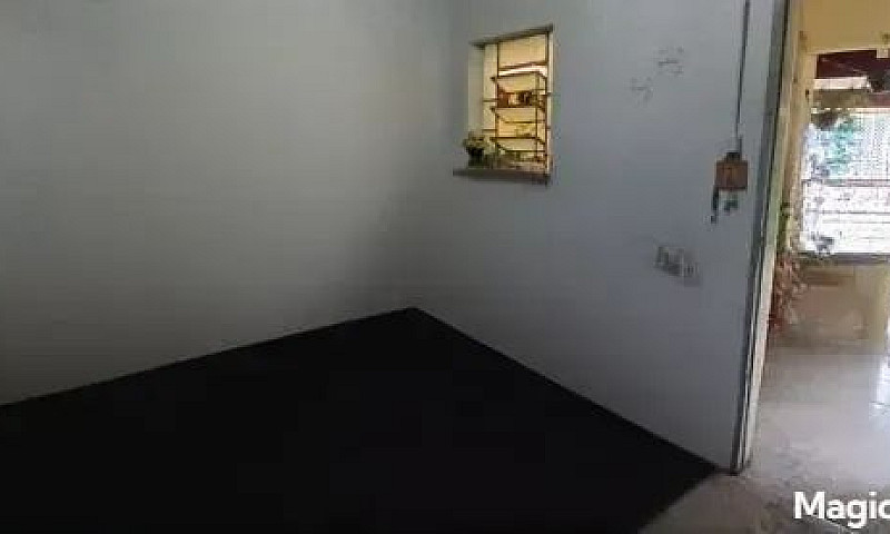 Casa Com 2 Dormitóri...