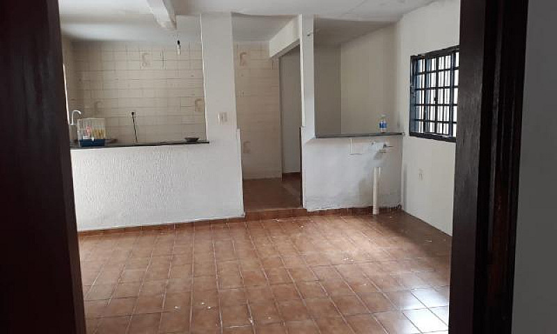 Casa Com 1 Suíte + 1...