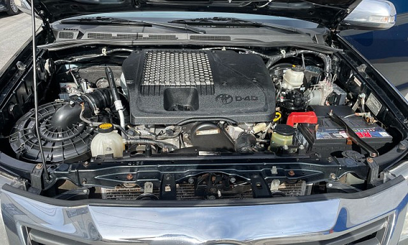 Hilux Srv 3.0 Aut 4X...