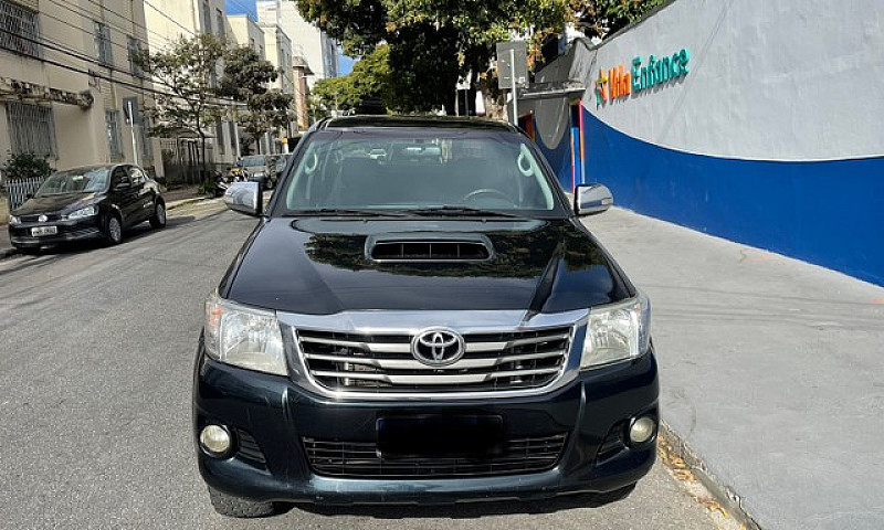 Hilux Srv 3.0 Aut 4X...
