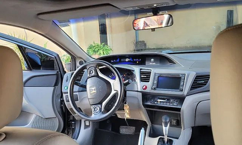 Honda Civic Exs 2012...